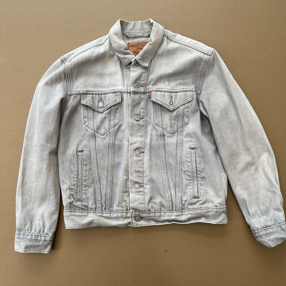 Levi Strauss & Co. Men’s Light Gray Denim Jacket Button Front Pockets Size M